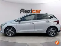 Usado Hyundai i20 101 CV (74 kW) 2024 Blanco Utilitario
