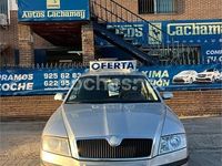 Usado Skoda Octavia Active 105 CV (77 kW) 2008 Gris / plata Berlina