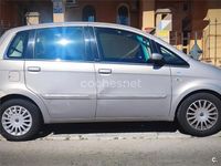 Usado Lancia Musa 95 CV (69 kW) 2008 Beige Monovolumen