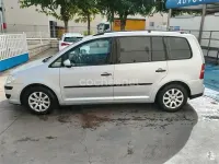 Usado VW Touran Edition 90 CV (66 kW) 2009 Gris / plata Monovolumen