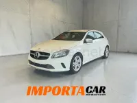 Usado Mercedes A180 Urban 109 CV (80 kW) 2016 Blanco Berlina