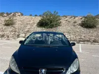 Usado Peugeot 307 CC 110 CV (80 kW) 2004 Negro Descapotable