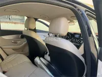 Usado Mercedes C220 170 CV (125 kW) 2018 Azul Berlina