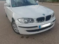 Usado BMW 118 170 CV (125 kW) 2011 Blanco Utilitario