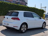 Begagnad VW e-Golf 100 kW (136 HK) 2020 Vit Halvkombi