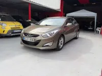Usado Hyundai i40 116 CV (85 kW) 2013 Beige Berlina