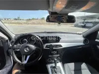 Usado Mercedes C200 Avantgarde 136 CV (100 kW) 2012 Gris / plata Berlina