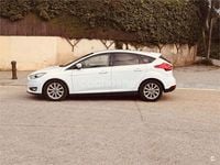 Usado Ford Focus Trend 120 CV (88 kW) 2017 Blanco Berlina
