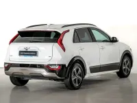 Usado Kia Niro 141 CV (103 kW) 2023 Blanco SUV
