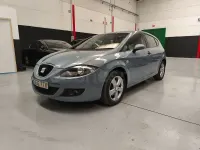 Usado Seat Leon Reference 102 CV (75 kW) 2007 Azul Utilitario