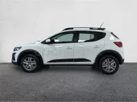 Usado Dacia Sandero Comfort 91 CV (66 kW) 2022 Blanco Berlina
