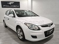 Usado Hyundai i30 Comfort 109 CV (80 kW) 2010 Blanco Berlina