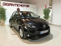 Usado Toyota Yaris Hybrid Business Edition 116 CV (85 kW) 2021 Negro Berlina