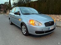 Usado Hyundai Accent 110 CV (80 kW) 2006 Gris / plata Berlina