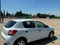 Usado Dacia Sandero Ambiance 75 CV (55 kW) 2015 Blanco Berlina