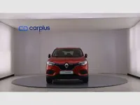 Usado Renault Kadjar LIMITED 140 CV (102 kW) 2021 Rojo SUV