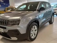 Nuevo Jeep Avenger Altitude 100 CV (73 kW) 2025 Gris / plata SUV