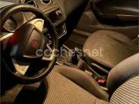 Usado Seat Ibiza Style 90 CV (66 kW) 2010 Rojo Berlina