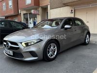 Usado Mercedes A180 116 CV (85 kW) 2020 Gris / plata Berlina