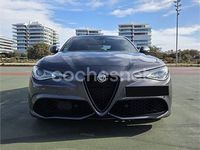 Usado Alfa Romeo Giulia Ti 200 CV (147 kW) 2022 Gris / plata Berlina