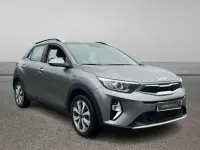 Usado Kia Stonic 101 CV (74 kW) 2025 Gris SUV