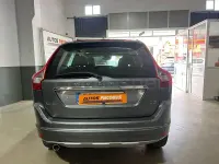 Usado Volvo XC60 Momentum 150 CV (110 kW) 2016 Gris / plata SUV