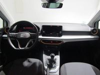 Usado Seat Arona Style 115 CV (84 kW) 2025 Blanco SUV