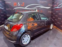 Usado Peugeot 207 75 CV (55 kW) 2008 Negro Berlina