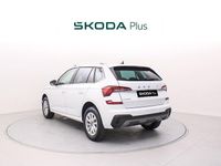 Usado Skoda Kamiq Selection 115 CV (84 kW) 2025 Blanco SUV