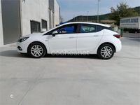 Używany Opel Astra Selective 110 KM (80 kW) 2018 Biały Sedan/Limuzyna