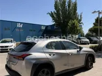 Usado Lexus UX Business Edition 184 CV (135 kW) 2019 Gris / plata SUV