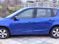 Usado Renault Scenic E-Tech Dynamique 106 CV (77 kW) 2010 Azul Monovolumen