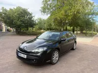 Usado Renault Laguna III GT 131 CV (96 kW) 2011 Negro Berlina