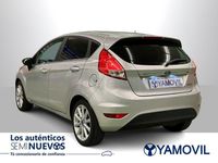 Usado Ford Fiesta Titanium 82 CV (60 kW) 2016 Gris / plata Berlina