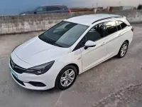Usado Opel Astra GS Line 110 CV (80 kW) 2020 Blanco Berlina