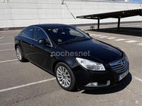 Usado Opel Insignia Cosmo 130 CV (95 kW) 2009 Negro Berlina