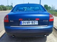 Usado Audi A6 180 CV (132 kW) 2002 Azul Berlina
