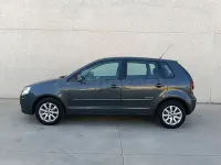 Usado VW Polo Highline 80 CV (58 kW) 2008 Azul Utilitario