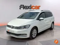 Usado VW Touran Advance 116 CV (85 kW) 2019 Blanco Monovolumen