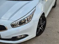 Usado Kia Ceed GT 90 CV (66 kW) 2013 Blanco Berlina