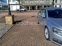 Usado VW Passat Advance 140 CV (102 kW) 2011 Gris / plata Familiar