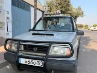 Usado Suzuki Vitara 75 CV (55 kW) 1999 Gris / plata SUV