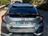 Usado Honda Civic Comfort 129 CV (94 kW) 2018 Gris / plata Berlina