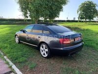Usado Audi A6 140 CV (102 kW) 2006 Gris / plata Berlina