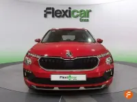 Usado Skoda Kamiq Selection 95 CV (69 kW) 2024 Rojo SUV