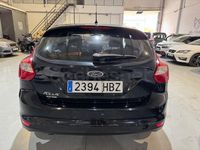 Usado Ford Focus Trend 109 CV (80 kW) 2011 Negro Berlina