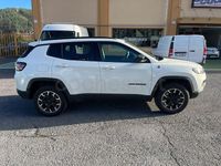 Usado Jeep Compass Trailhawk 240 CV (176 kW) 2023 Blanco SUV