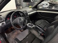 Usado Audi A4 Cabriolet 163 CV (119 kW) 2004 Rojo Descapotable