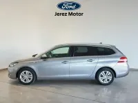Usado Peugeot 308 Allure 130 CV (95 kW) 2015 Gris Familiar