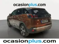 Usado Peugeot 3008 Allure 130 CV (95 kW) 2019 Marrón SUV